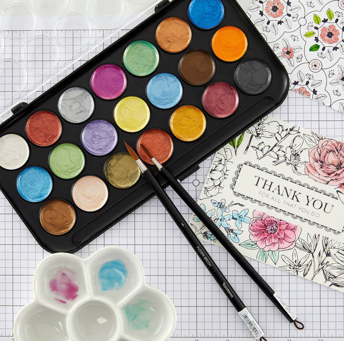 YASUTOMO NIJI PEARLESCENT 21 COLOR WATERCOLOR PALETTE